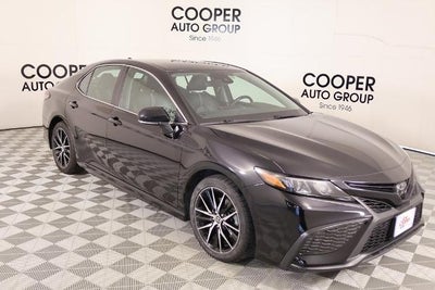 2022 Toyota Camry SE 4DR Sedan