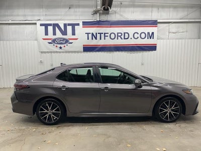 2024 Toyota Camry SE 4DR Sedan