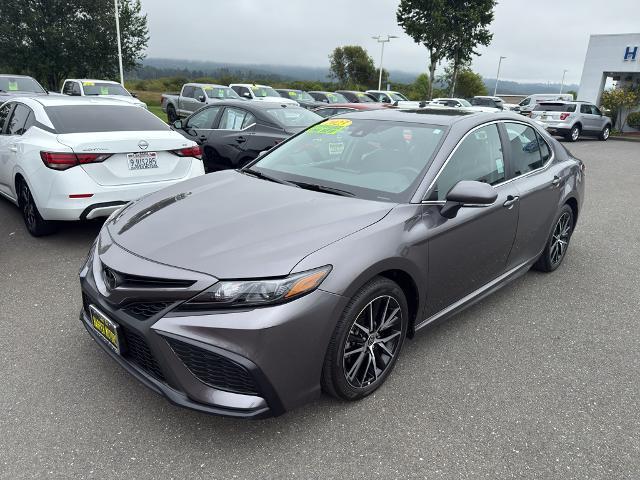 2023 Toyota Camry - $29,000