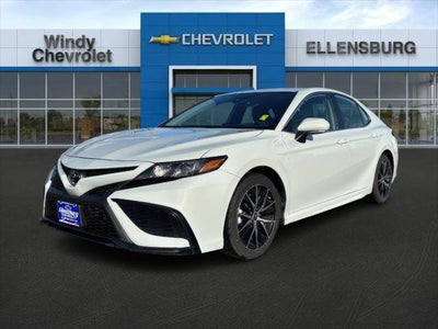 2024 Toyota Camry SE 4DR Sedan