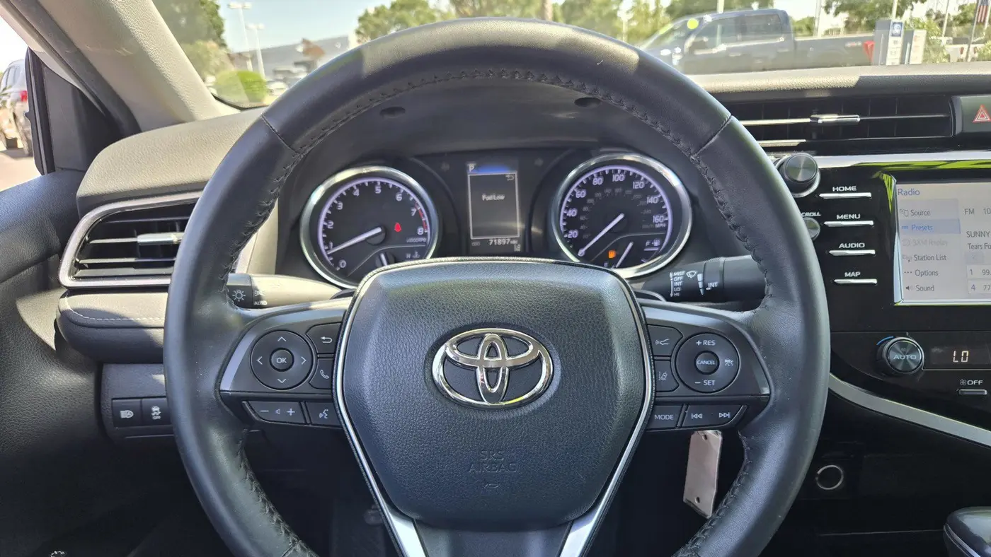 2020 Toyota Camry SE