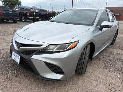 2020 Toyota Camry SE Nightshade 4DR Sedan