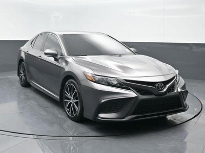 2022 Toyota Camry SE 4DR Sedan