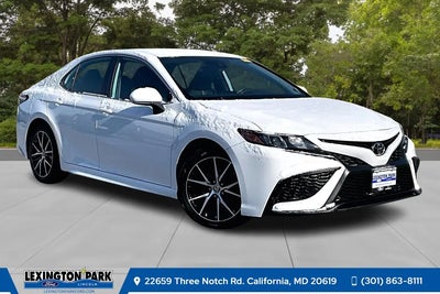 2022 Toyota Camry SE 4DR Sedan
