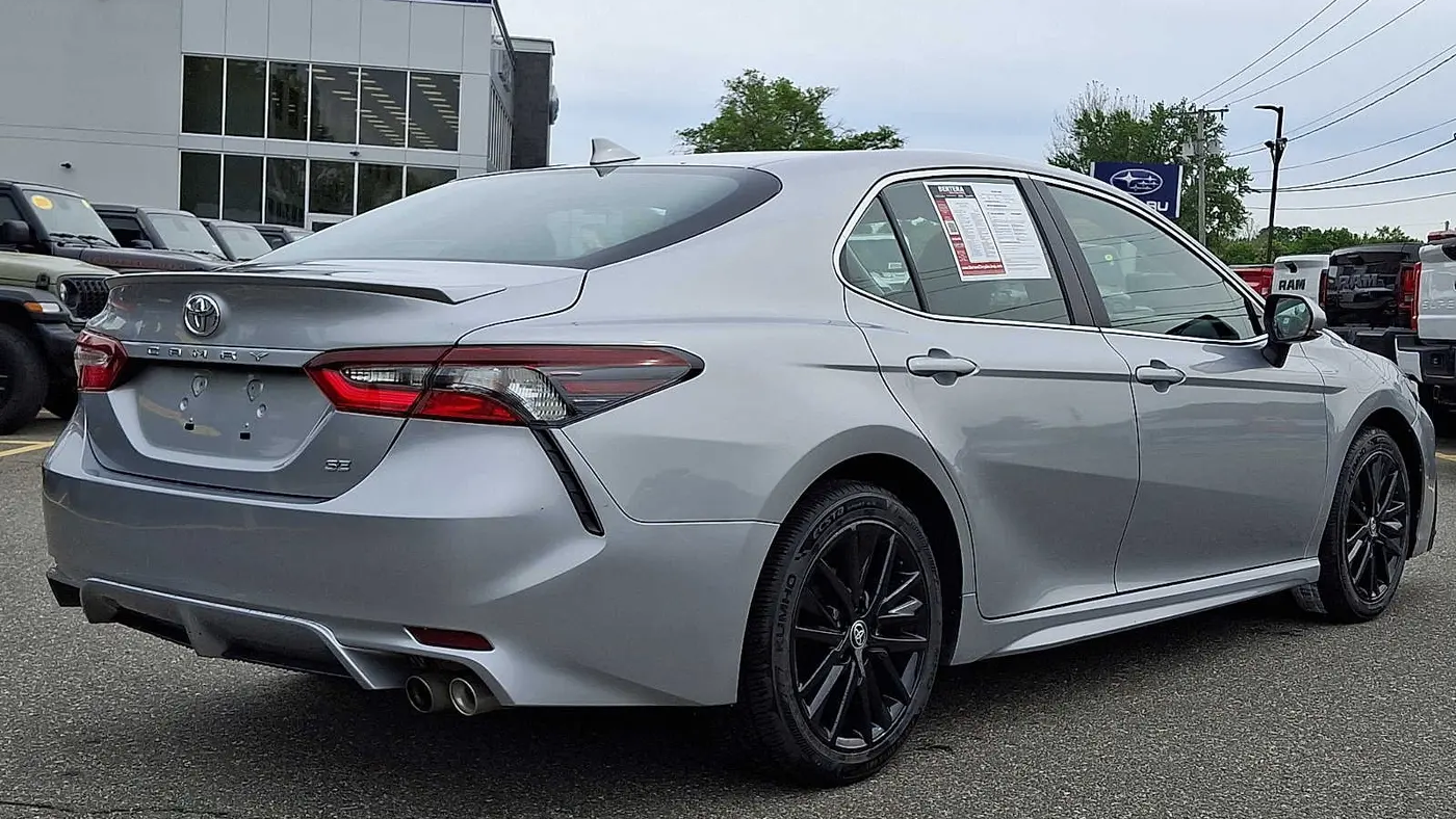 2024 Toyota Camry SE