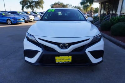2024 Toyota Camry SE 4DR Sedan