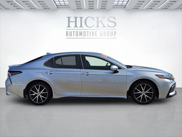 2022 Toyota Camry - $21,950