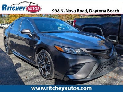 2020 Toyota Camry SE 4DR Sedan