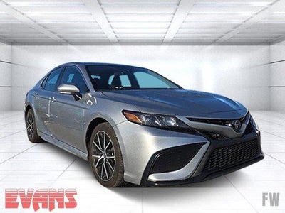 2022 Toyota Camry SE 4DR Sedan