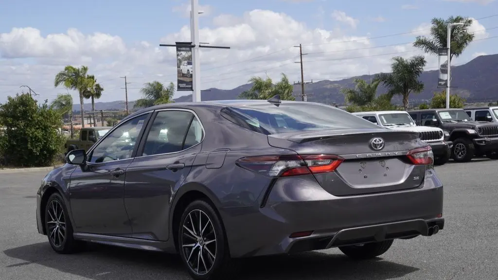 2023 Toyota Camry SE