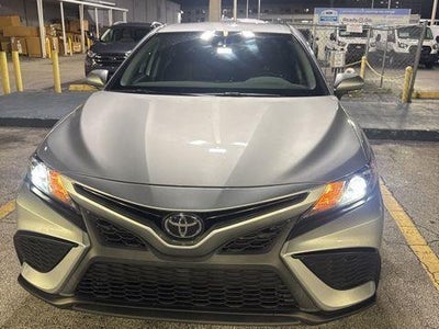 2022 Toyota Camry SE 4DR Sedan