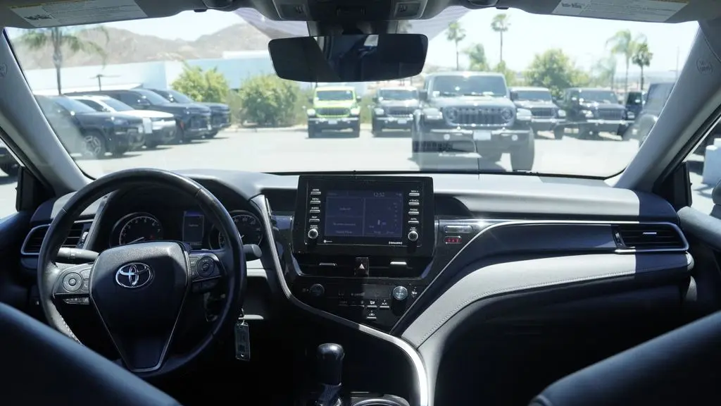 2024 Toyota Camry SE