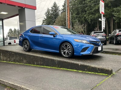 2020 Toyota Camry SE 4DR Sedan