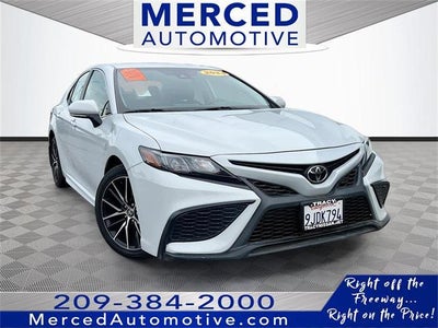 2024 Toyota Camry SE 4DR Sedan