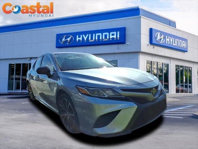 2020 Toyota Camry SE Nightshade 4DR Sedan