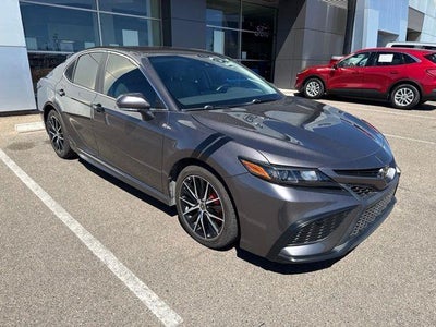 2022 Toyota Camry SE 4DR Sedan