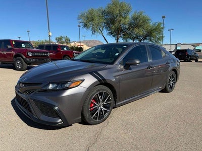 2022 Toyota Camry SE 4DR Sedan