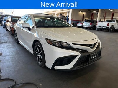 2024 Toyota Camry AWD SE 4DR Sedan