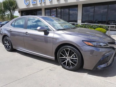 2024 Toyota Camry AWD SE 4DR Sedan