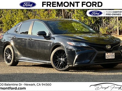 2022 Toyota Camry Hybrid SE 4DR Sedan