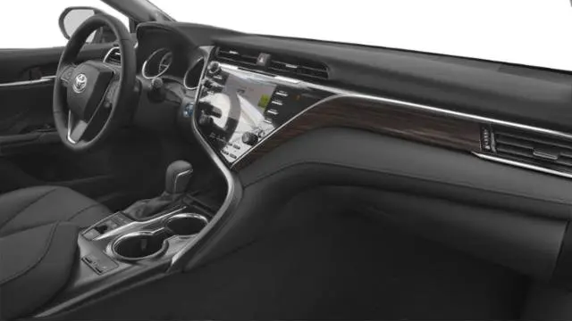 2020 Toyota Camry Hybrid SE