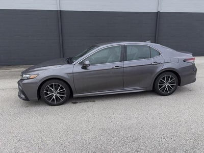 2023 Toyota Camry Hybrid SE 4DR Sedan
