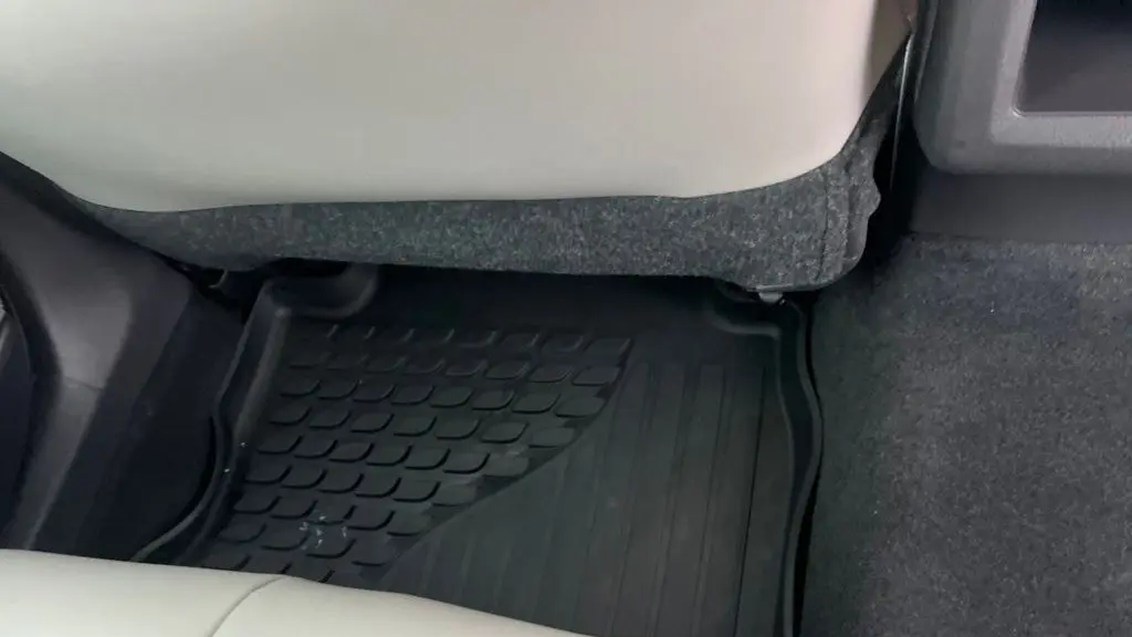 2020 Toyota Camry Hybrid SE