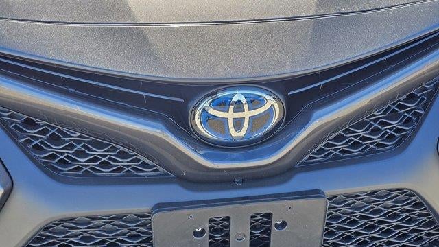 2020 Toyota Camry Hybrid SE