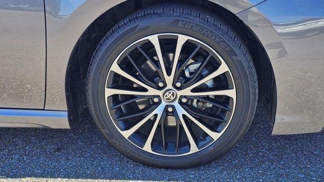2020 Toyota Camry Hybrid SE