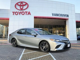 2020 Toyota Camry Hybrid with Celestial Silver Metallic Exterior