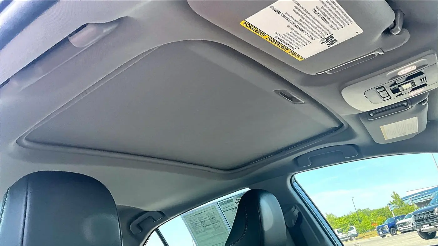 2020 Toyota Camry Hybrid SE
