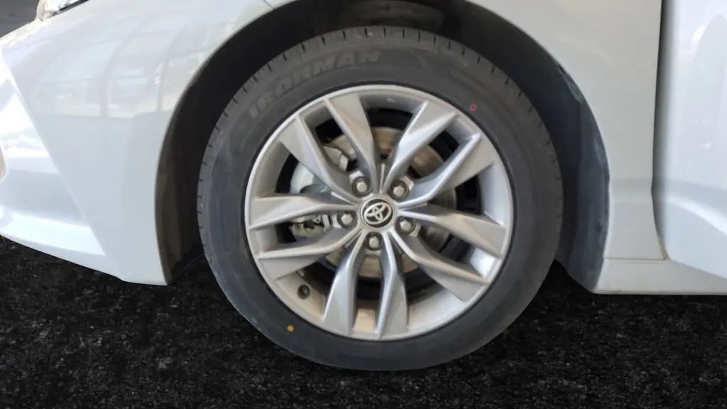 2022 Toyota Avalon Hybrid XLE