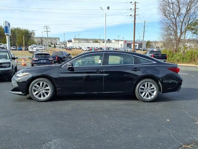 2022 Toyota Avalon XLE 4DR Sedan