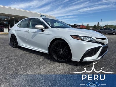 2022 Toyota Camry Hybrid XSE 4DR Sedan