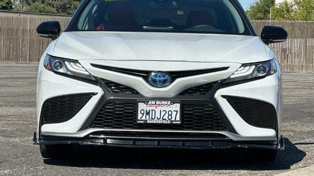 2024 Toyota Camry Hybrid XSE