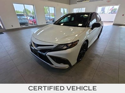 2021 Toyota Camry Hybrid XSE 4DR Sedan
