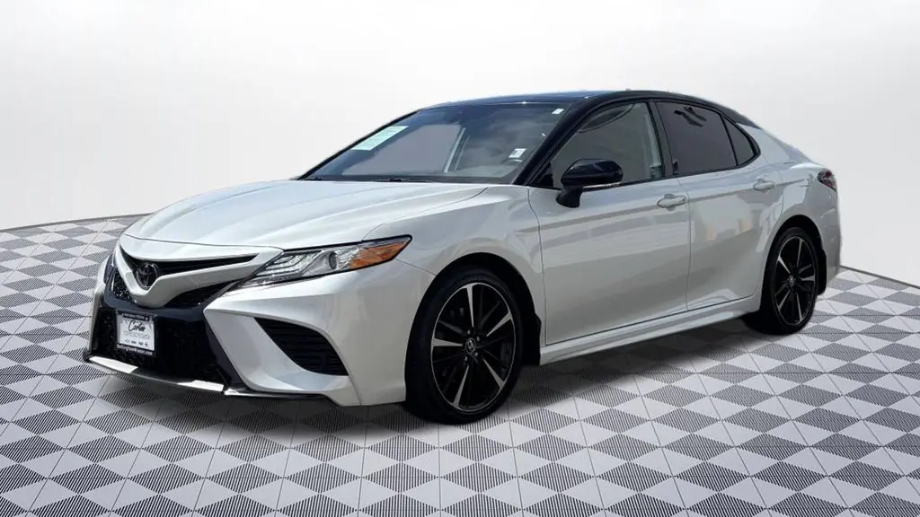 2020 Toyota Camry XSE