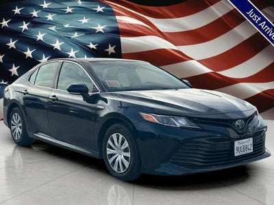 2020 Toyota Camry Hybrid LE 4DR Sedan