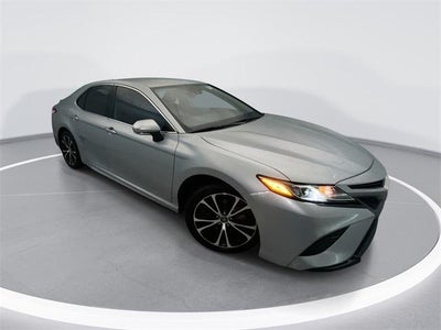 2020 Toyota Camry SE 4DR Sedan