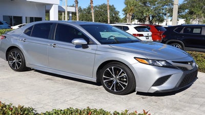 2020 Toyota Camry SE 4DR Sedan