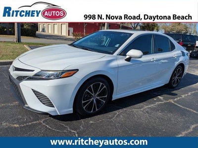 2020 Toyota Camry SE 4DR Sedan