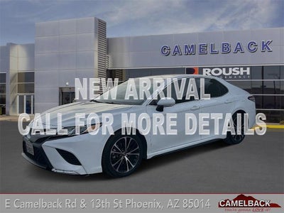 2020 Toyota Camry SE 4DR Sedan