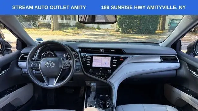 2020 Toyota Camry SE