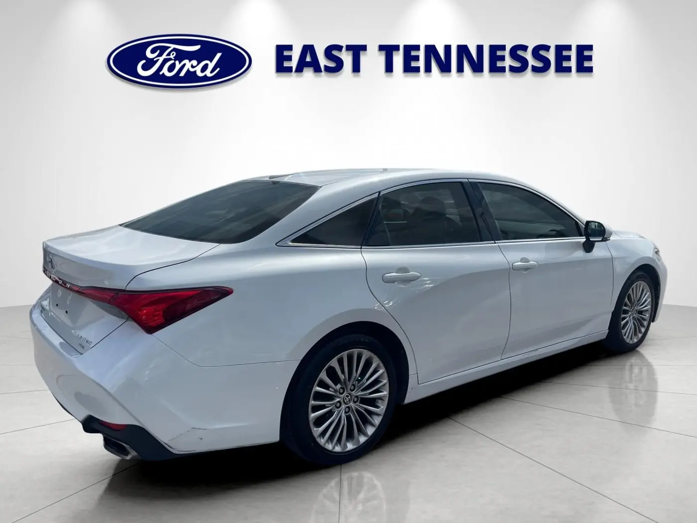 2021 Toyota Avalon - $22,582