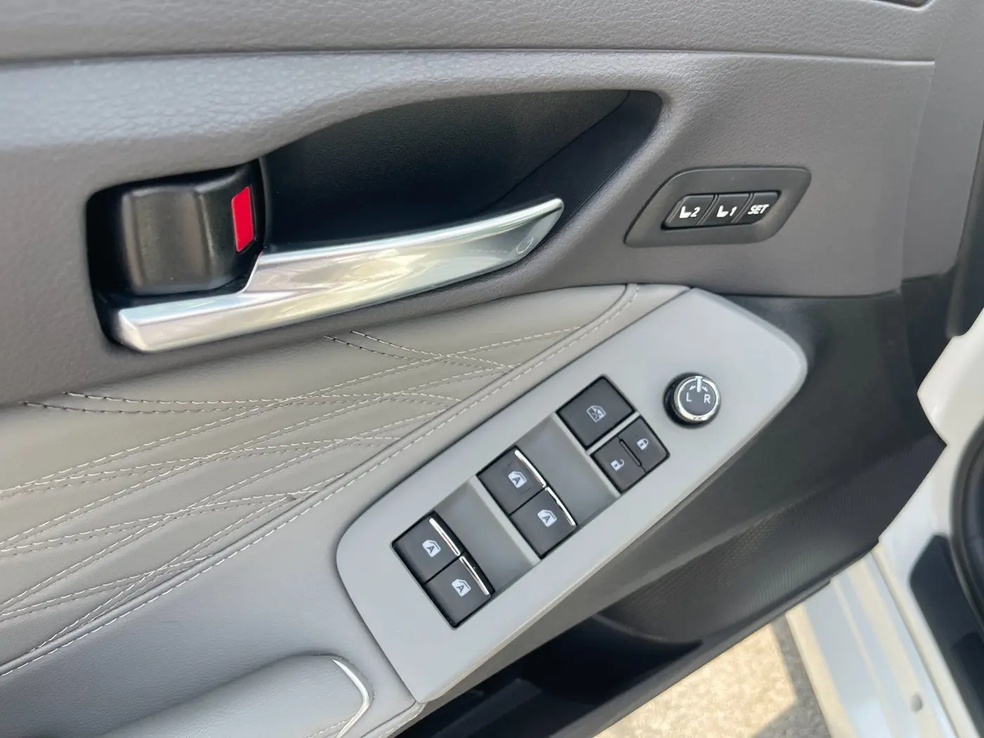 2021 Toyota Avalon - $22,582