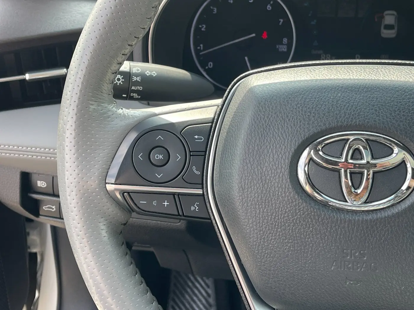 2021 Toyota Avalon - $22,582