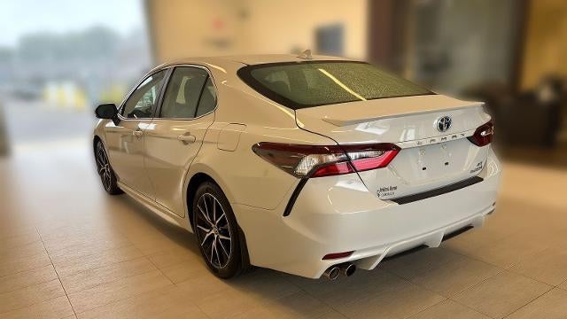 2024 Toyota Camry Hybrid SE