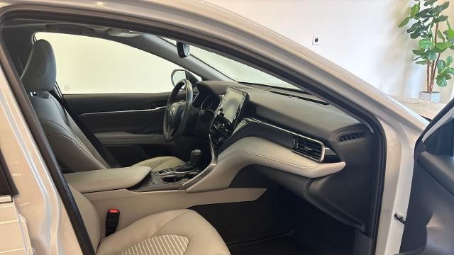 2024 Toyota Camry Hybrid SE