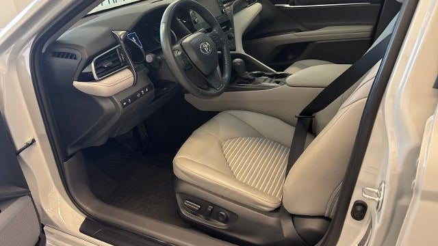 2024 Toyota Camry Hybrid SE