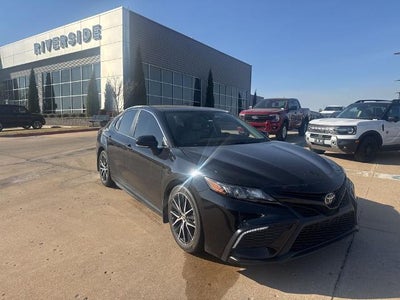 Photo of a 2024 Toyota Camry Hybrid SE 4DR Sedan for sale